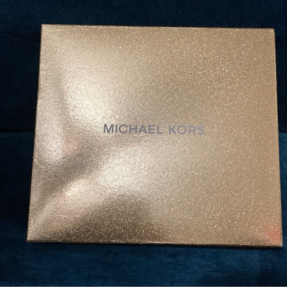 MK Jet Set Charm Large Wallet on a Chain NWT - Picture 11 of 12